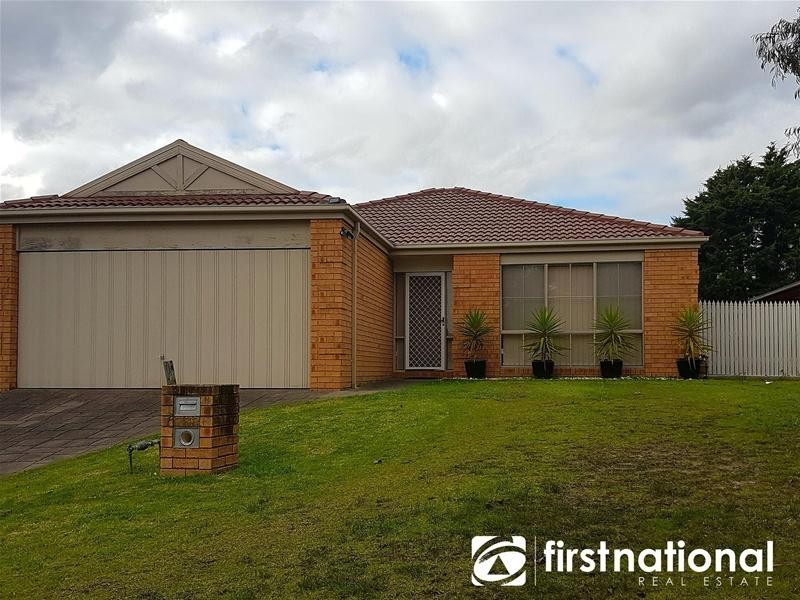 6 Demint Walk, Narre Warren South VIC 3805