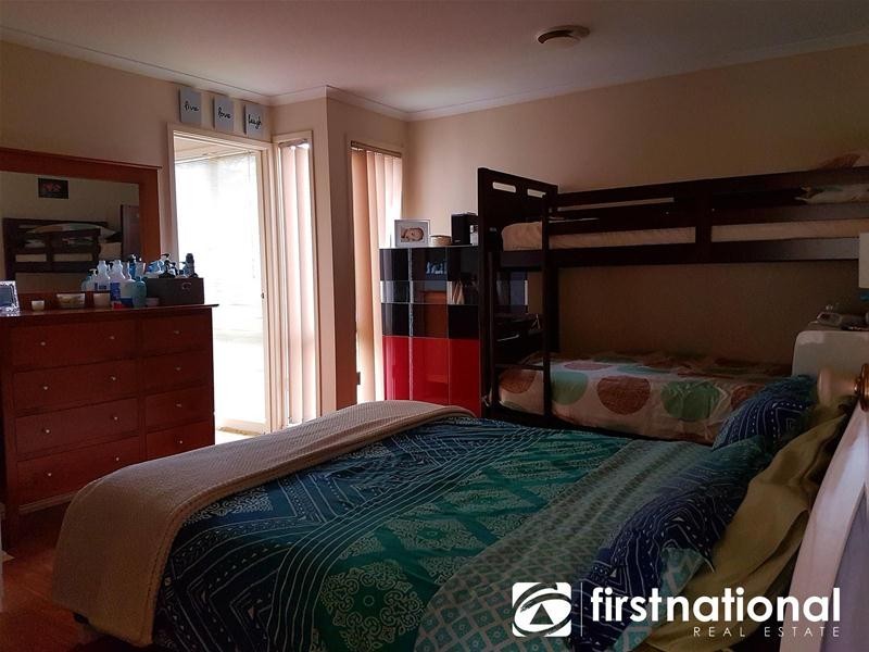 6 Demint Walk, Narre Warren South VIC 3805