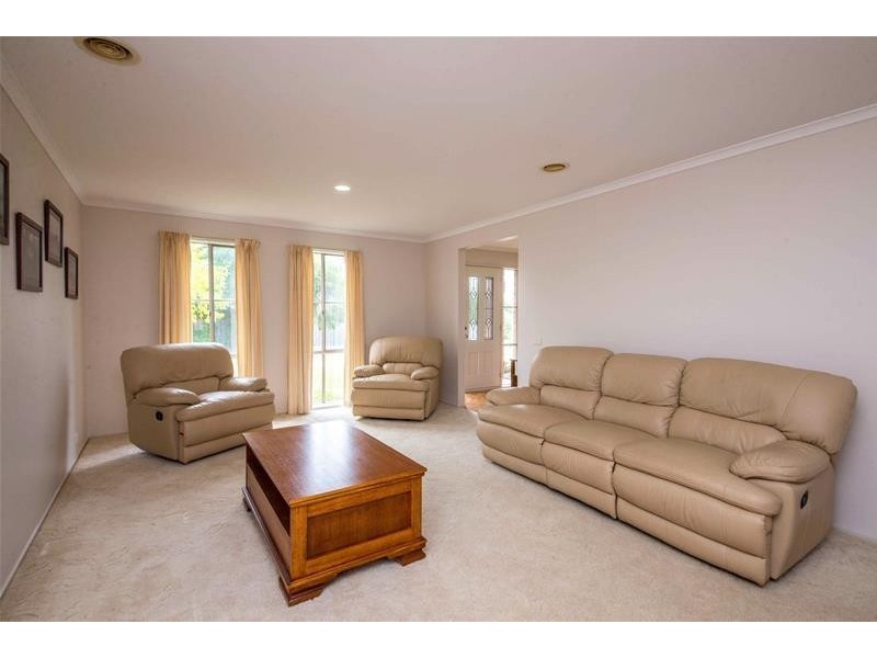 12 Greendale Court, Narre Warren VIC 3805