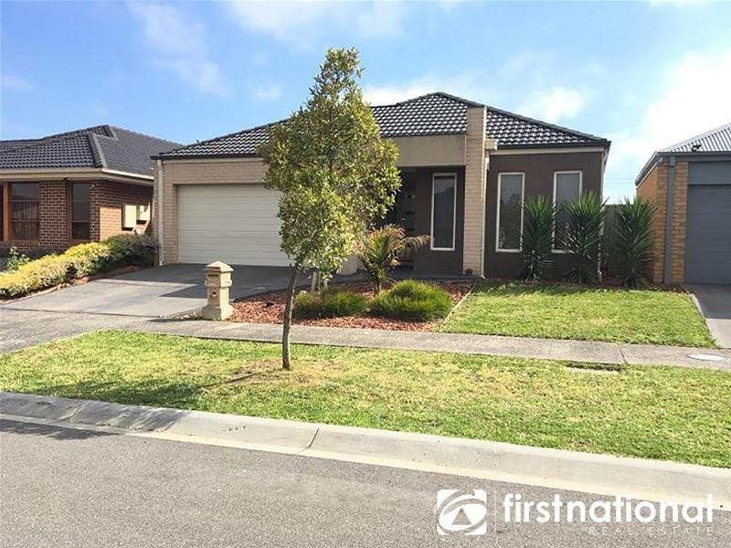 37 Moore Mews, Pakenham VIC 3810