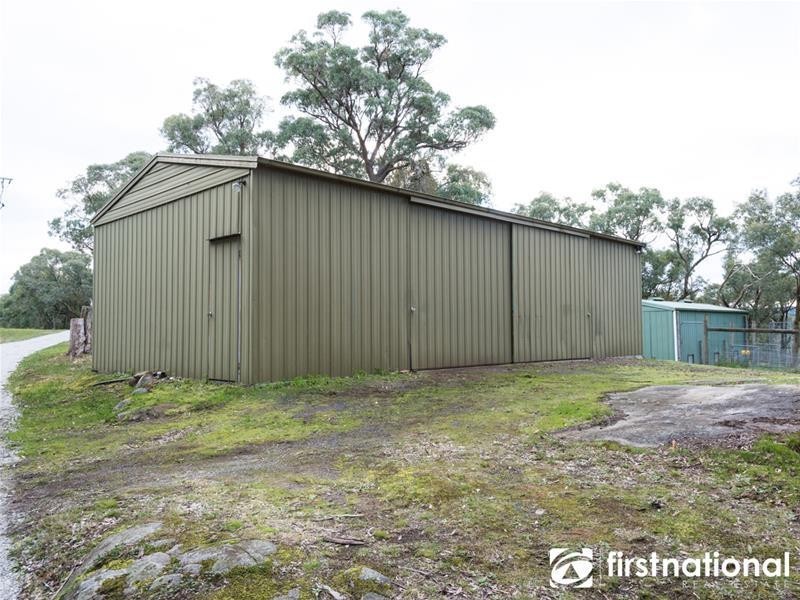 95 Bimbimbie Drive, Dewhurst VIC 3808