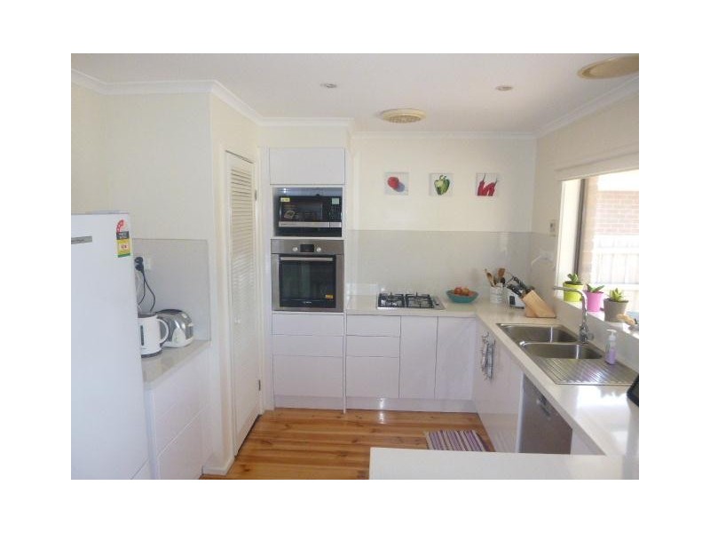 24 Glenburn Drive, Hallam VIC 3803