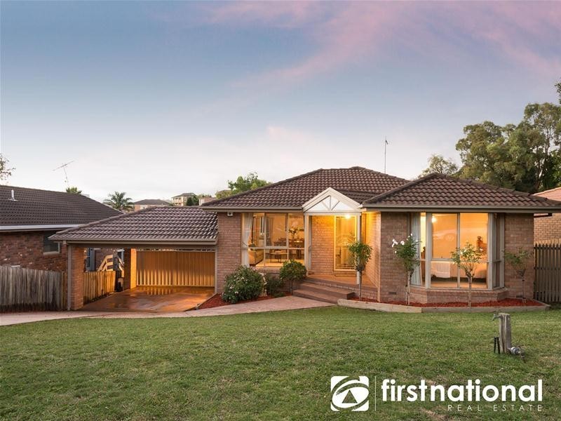 24 Balmain  Drive, Berwick VIC 3806