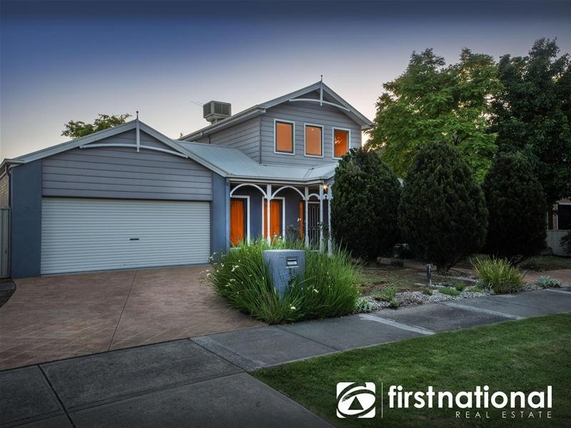 24 Flinders Chase, Pakenham VIC 3810