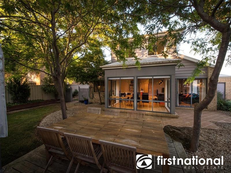 24 Flinders Chase, Pakenham VIC 3810