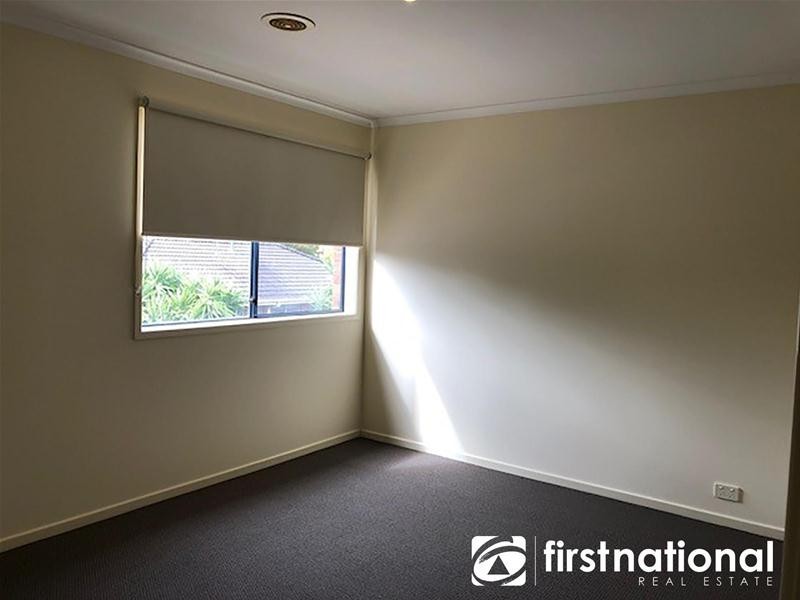 4 Latrobe Avenue, Pakenham VIC 3810