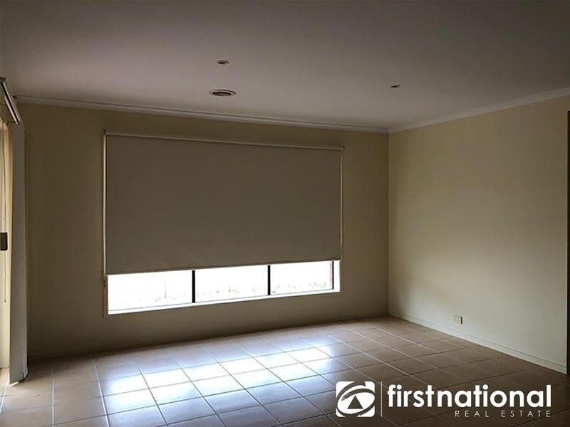 4 Latrobe Avenue, Pakenham VIC 3810