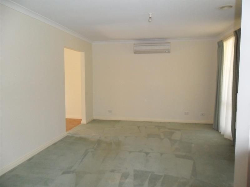 1/9 Turner Street, Berwick VIC 3806