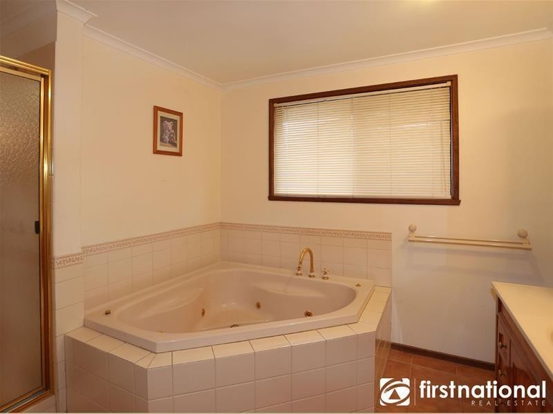 41 Guildford Crescent, Narre Warren VIC 3805