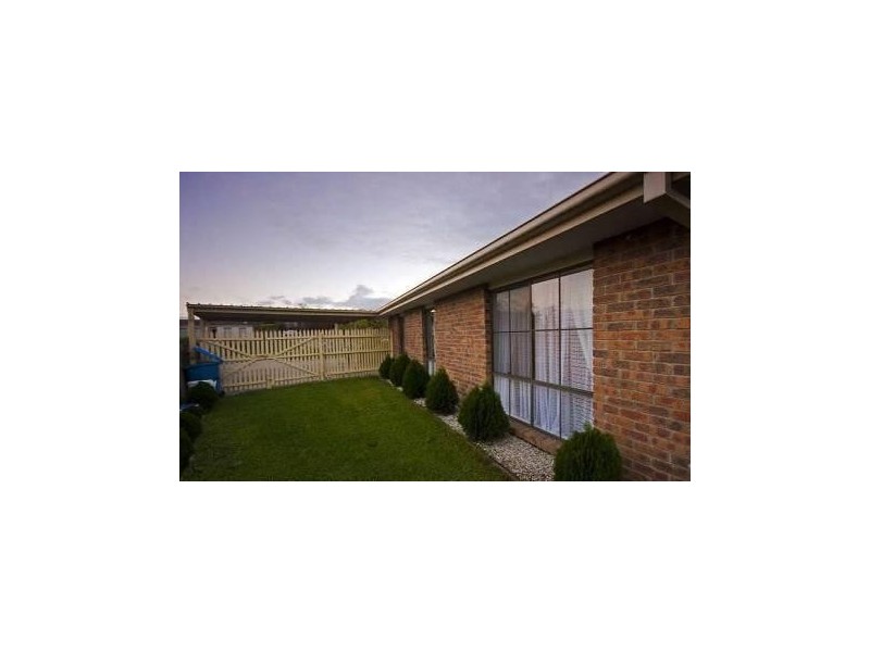 6 Marson Crescent, Hallam VIC 3803