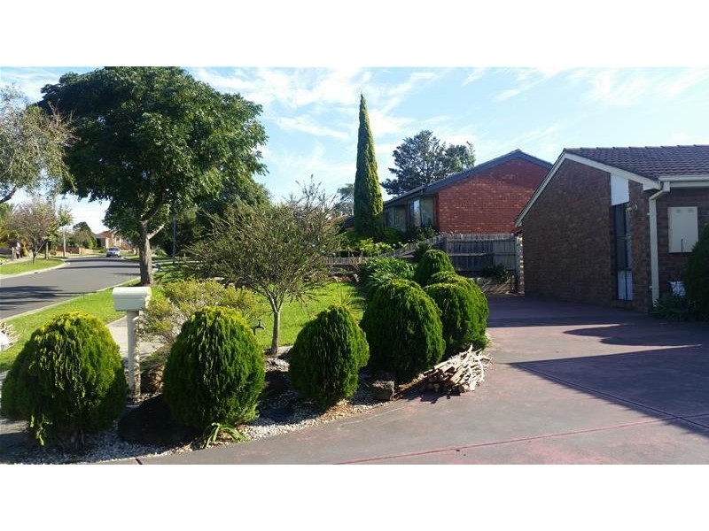 6 Marson Crescent, Hallam VIC 3803