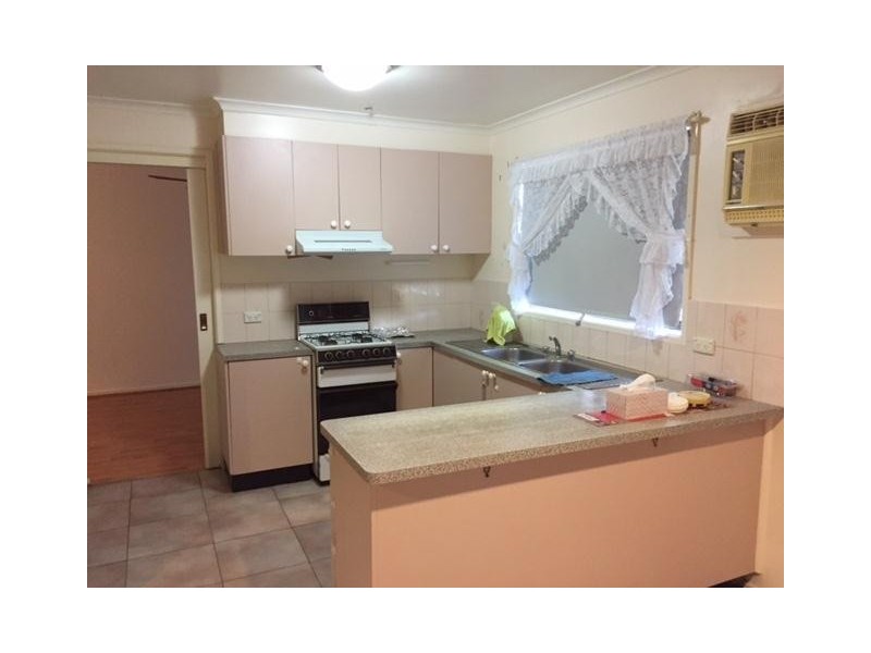 6 Marson Crescent, Hallam VIC 3803