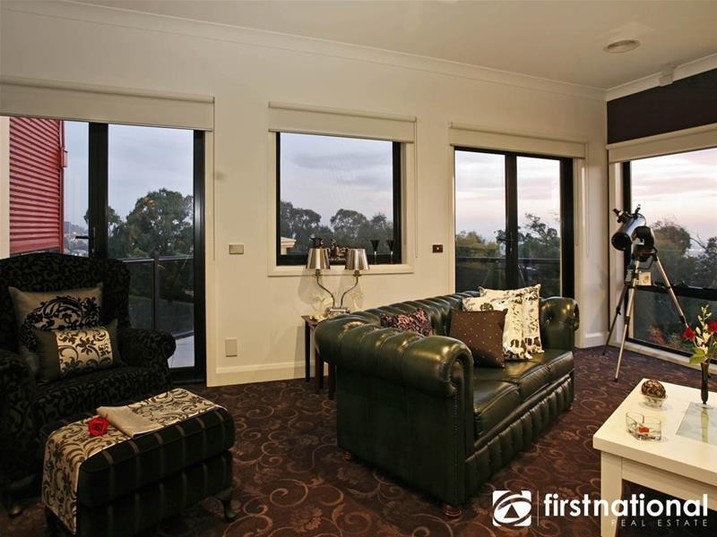 9 Natren Court, Berwick VIC 3806