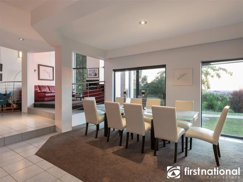 15 Caravelle Court, Berwick VIC 3806