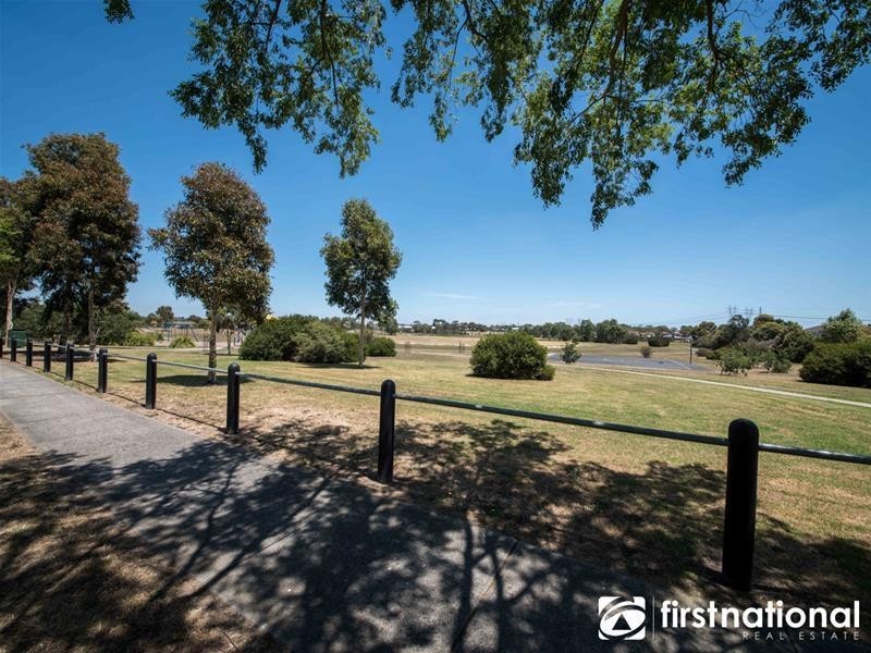 66 Lakeview Drive, Narre Warren South VIC 3805