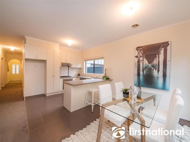 22 Mallee Circuit, Pakenham VIC 3810