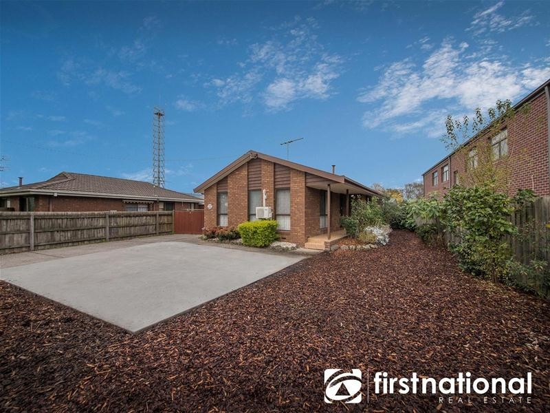 4/53 Henry Street, Pakenham VIC 3810