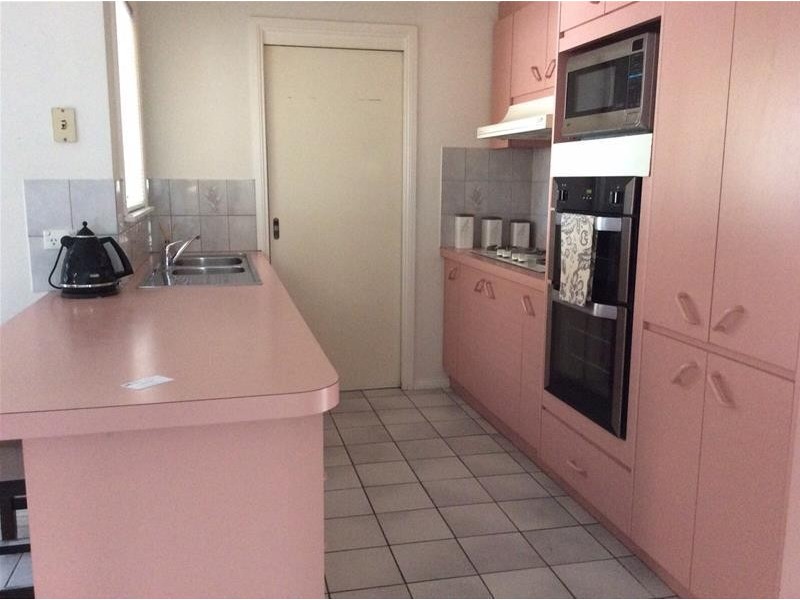 17 Amber Crescent, Narre Warren VIC 3805