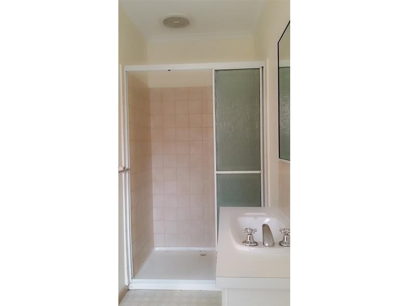 8 Tottington Rise, Berwick VIC 3806