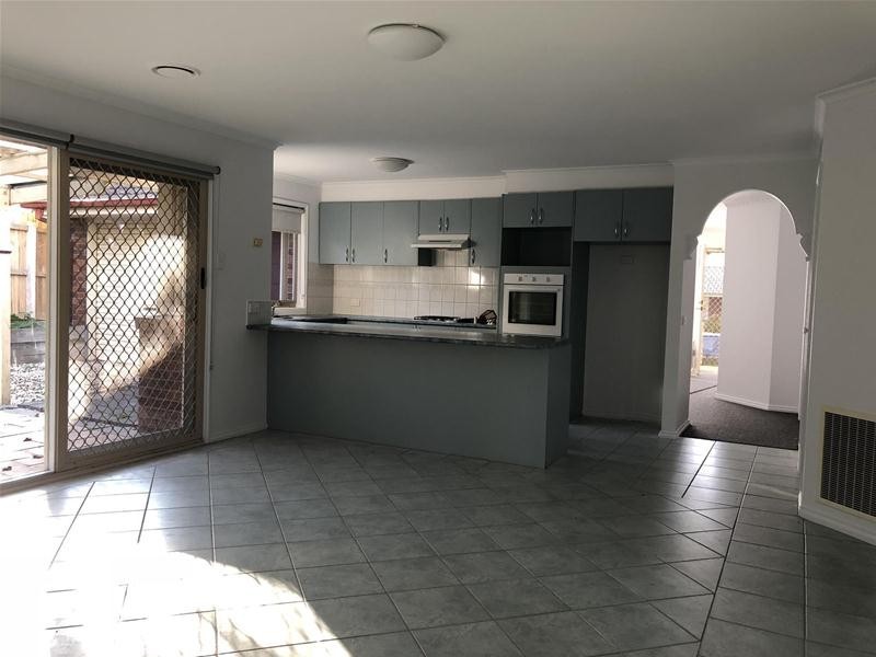 3 Wilmott Close, Berwick VIC 3806