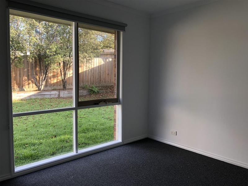 3 Wilmott Close, Berwick VIC 3806