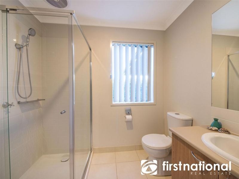 122 Sandalwood Drive, Pakenham VIC 3810