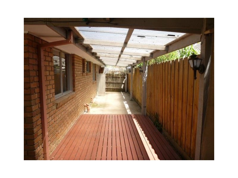 9 Elandra Way, Cranbourne West VIC 3977