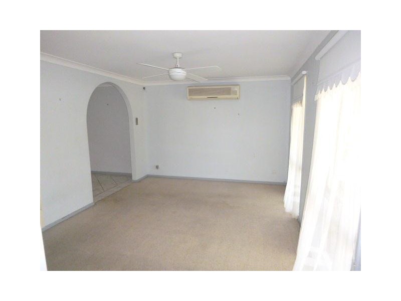 9 Elandra Way, Cranbourne West VIC 3977