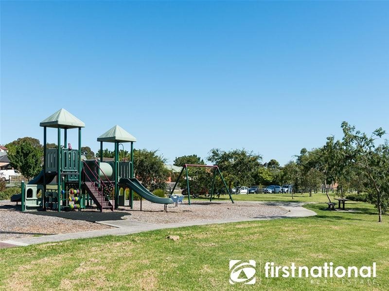 7 Hickory Drive, Narre Warren South VIC 3805