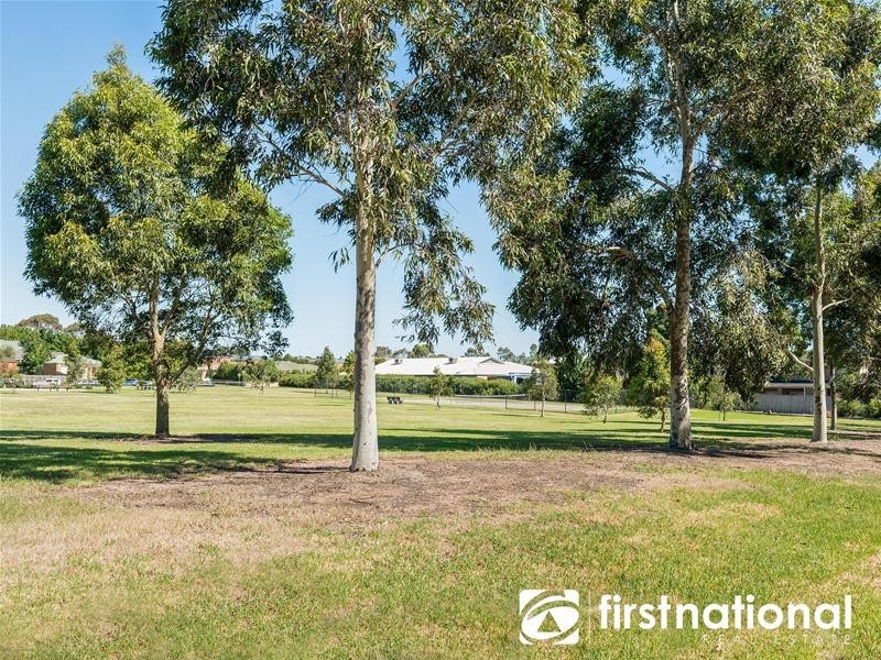 7 Hickory Drive, Narre Warren South VIC 3805