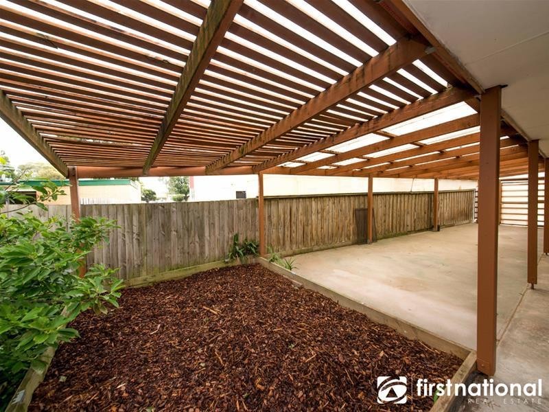 8 Mill Street, Pakenham VIC 3810