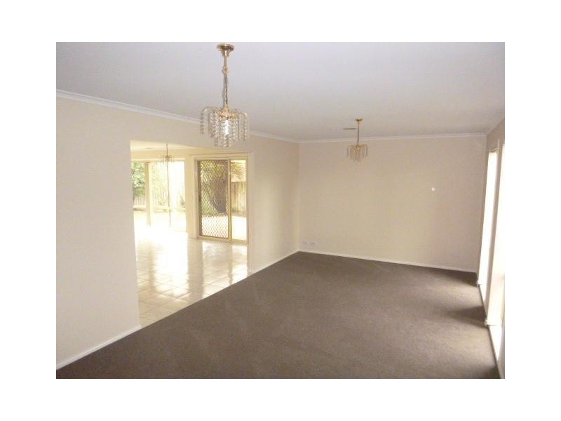 59 Bellevue Drive, Berwick VIC 3806