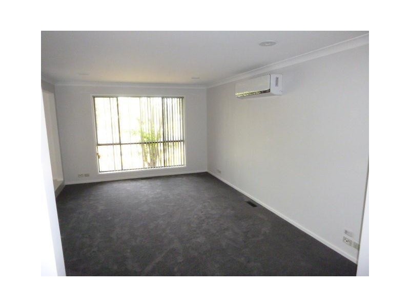 45 Strathavan Drive, Berwick VIC 3806