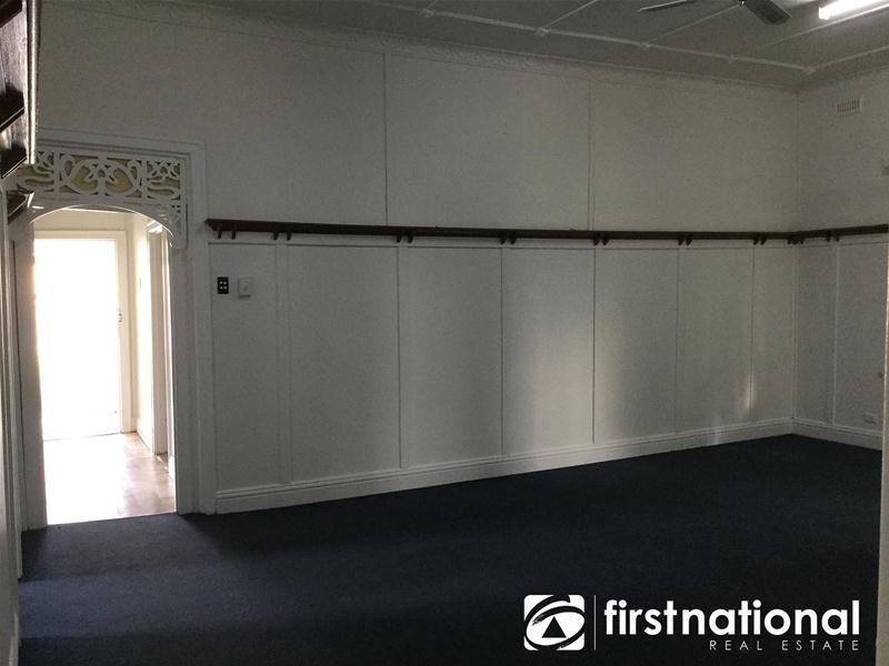 39 Main Street, Pakenham VIC 3810