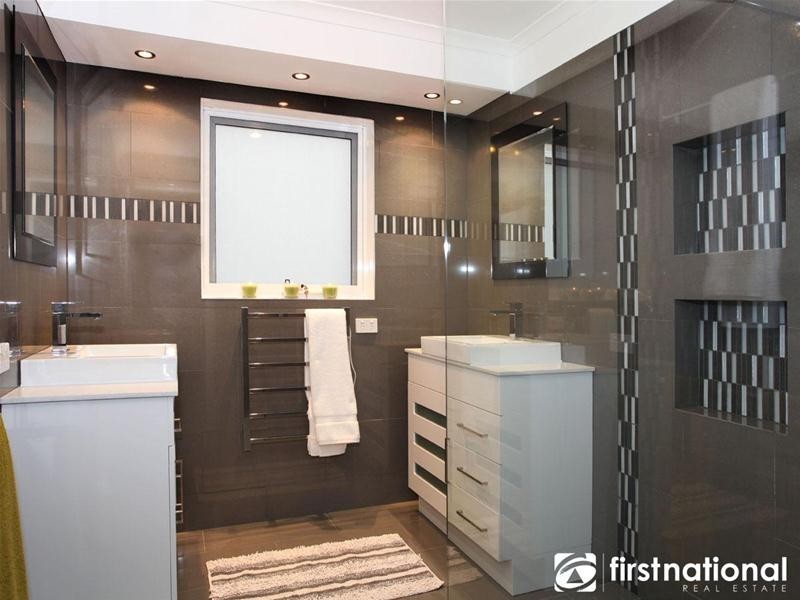 14 Greenridge Avenue, Narre Warren VIC 3805