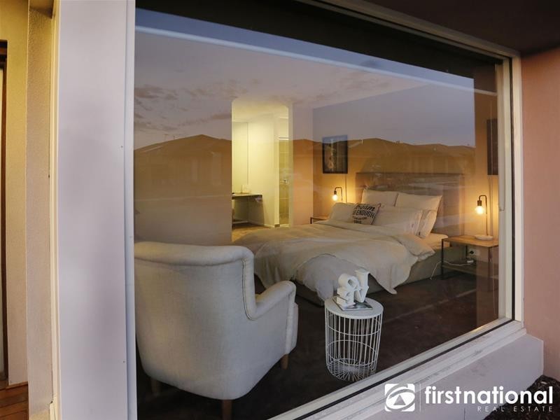 7 Marblelight Way, Clyde North VIC 3978