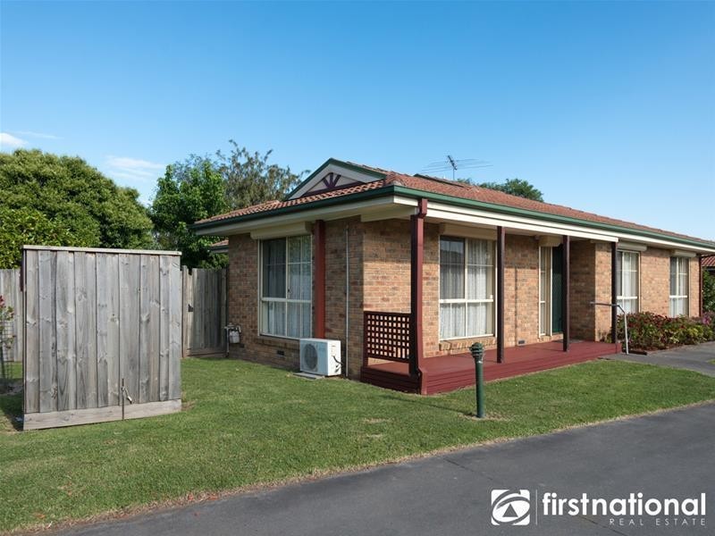 1/12 Henty Street, Pakenham VIC 3810