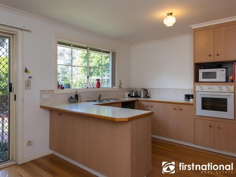 1/12 Henty Street, Pakenham VIC 3810