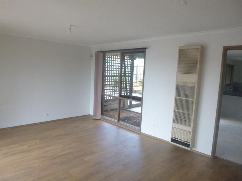 42 George Chudleigh Drive, Hallam VIC 3803