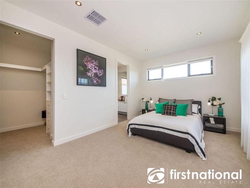 10 Araluen Rise, Narre Warren VIC 3805