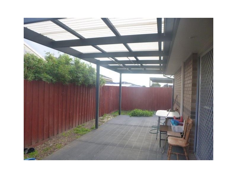 39 Melzak Way, Berwick VIC 3806