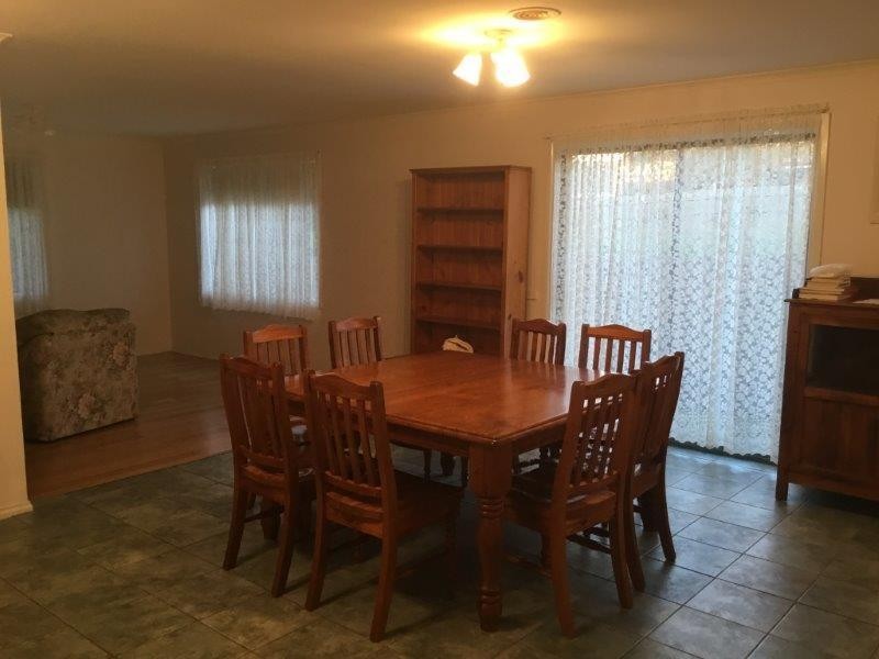 112 Earlsfield Drive, Berwick VIC 3806