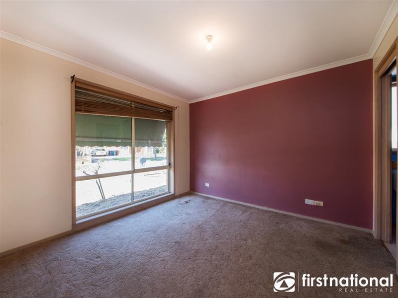 9 Broome Crescent, Cranbourne North VIC 3977