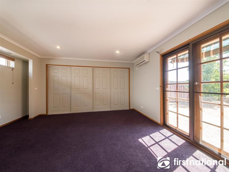 9 Broome Crescent, Cranbourne North VIC 3977