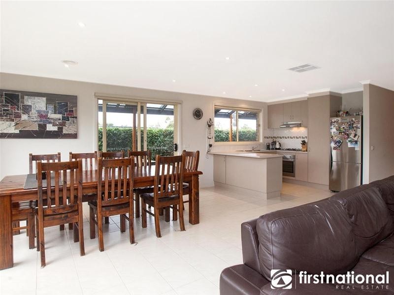 53 Tuscany Rise, Pakenham VIC 3810