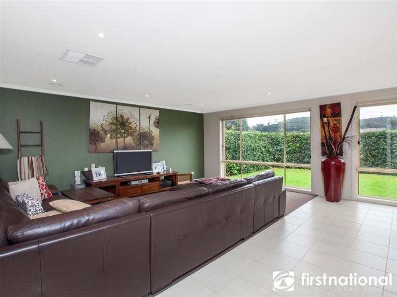 53 Tuscany Rise, Pakenham VIC 3810