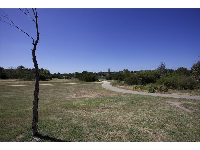 35 Filmer Crescent, Narre Warren South VIC 3805