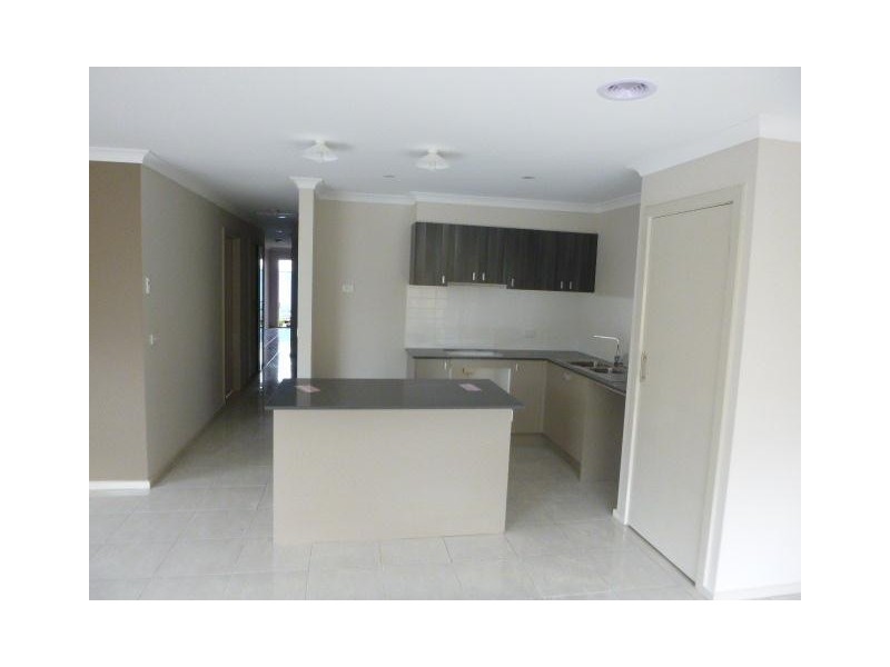 5 Tyalla Way, Pakenham VIC 3810