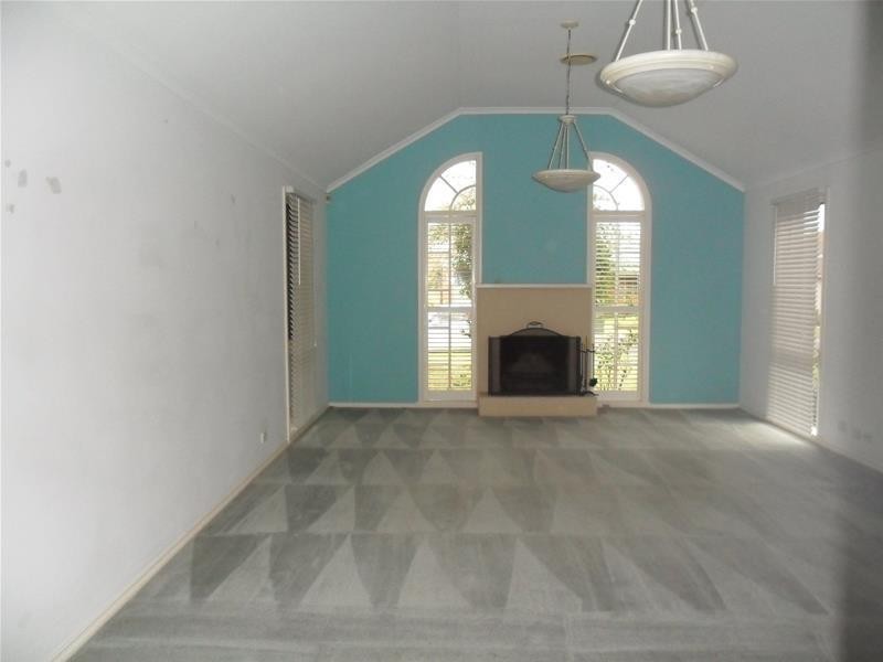 23 Kirkham Court, Berwick VIC 3806