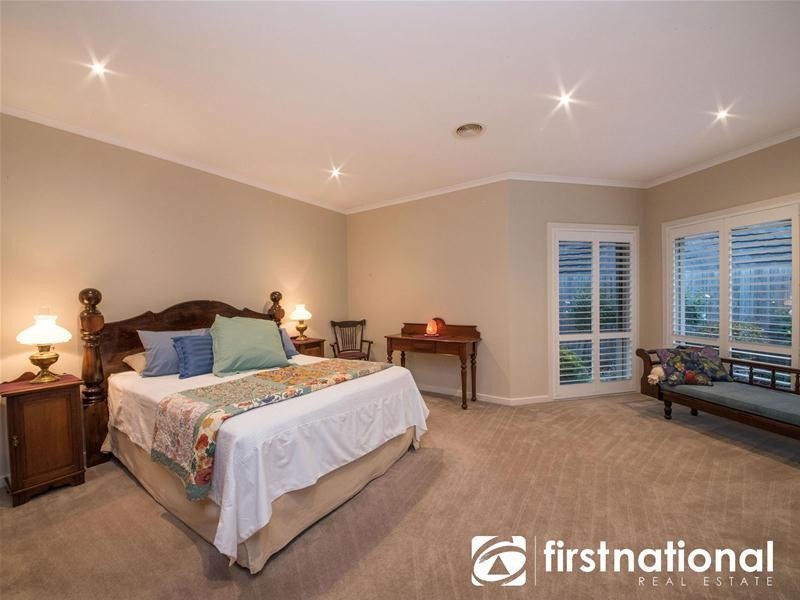 2/138 Greaves Road, Narre Warren South VIC 3805